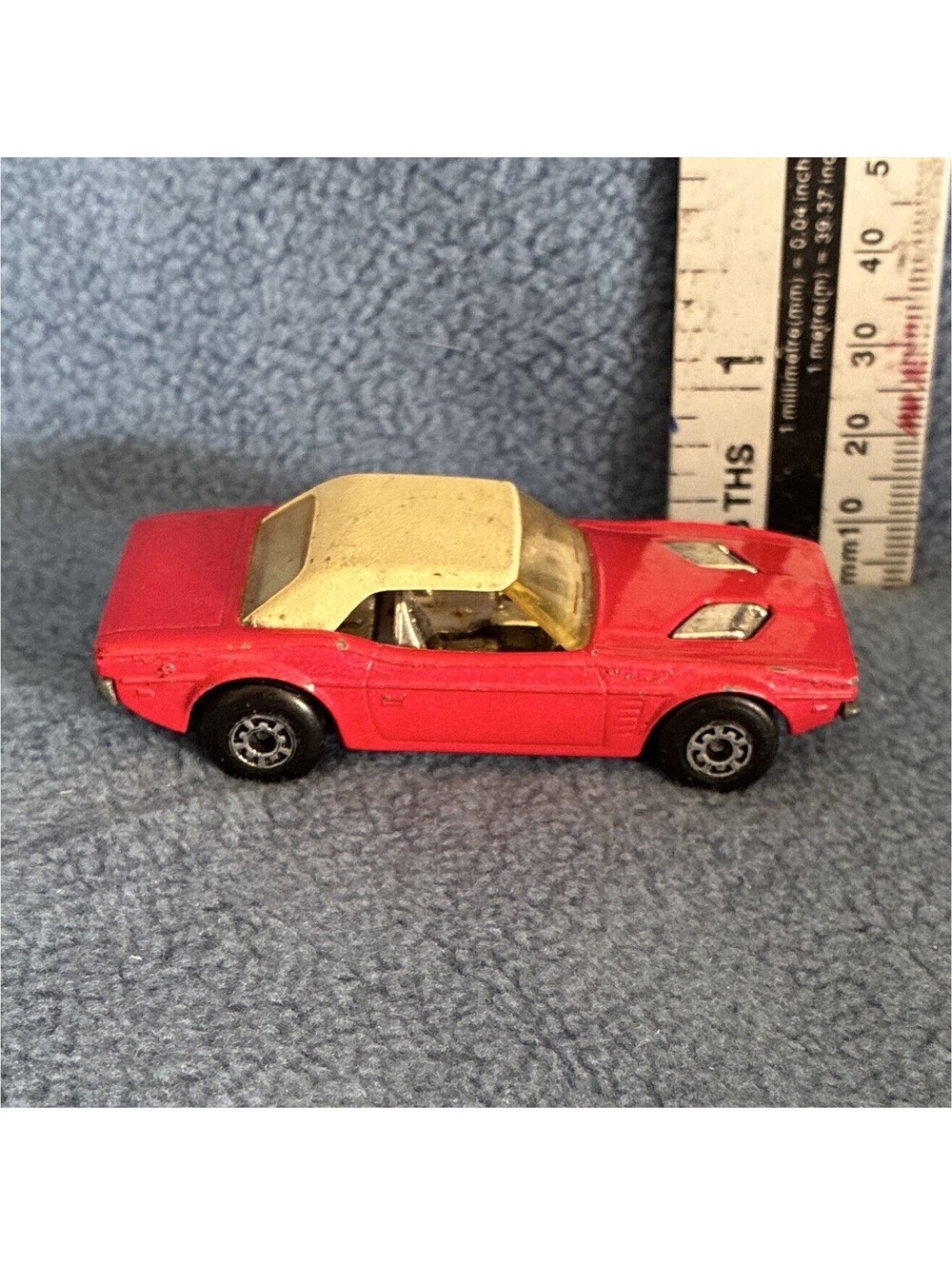 Matchbox Superfast Dodge Challenger 1:64 Red/White Diecast Car 1975 Vintage